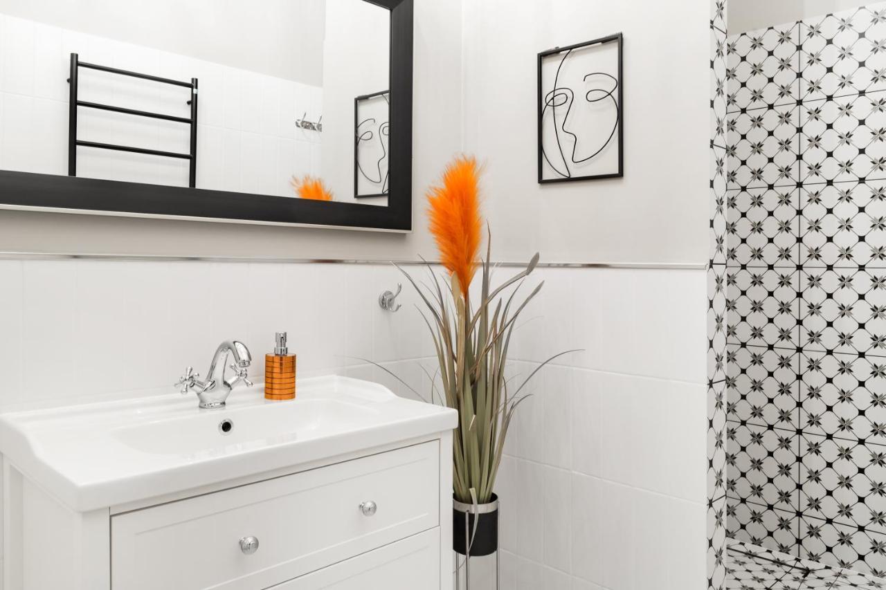 Glamorous Apartment In Heart Of Old Town Krakow Dış mekan fotoğraf