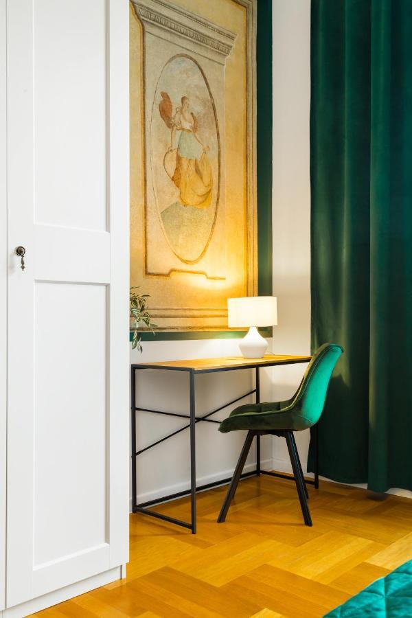 Glamorous Apartment In Heart Of Old Town Krakow Dış mekan fotoğraf